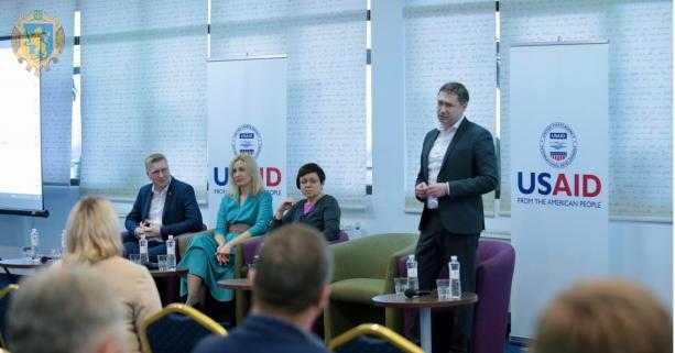 Голови громад Львівщини спільно з керівництвом облдержадміністрації обговорили план економічного розвитку в 2022 році