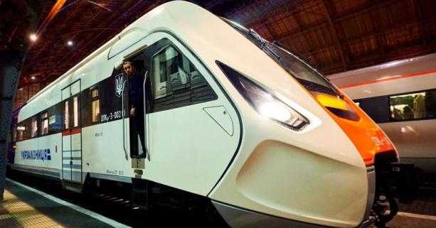 До Буковелю відтепер курсуватиме новий регіональний поїзд