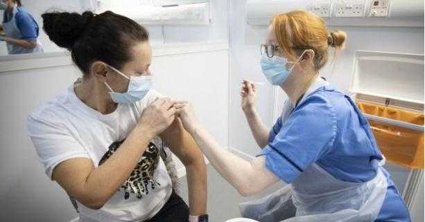 Хто і як може викликати мобільну бригаду з вакцинації від COVID-19: пояснення МОЗ