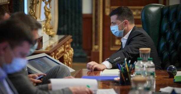 Вакцинованим бустерною дозою виплачуватимуть по 500 грн, а можливості «єПідтримки» збільшать – Офіс Президента