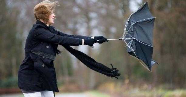 Головне управління ДСНС України у Львівській області попереджає про погіршення погодних умов. Мешканців області закликають бути пильними та обережними.