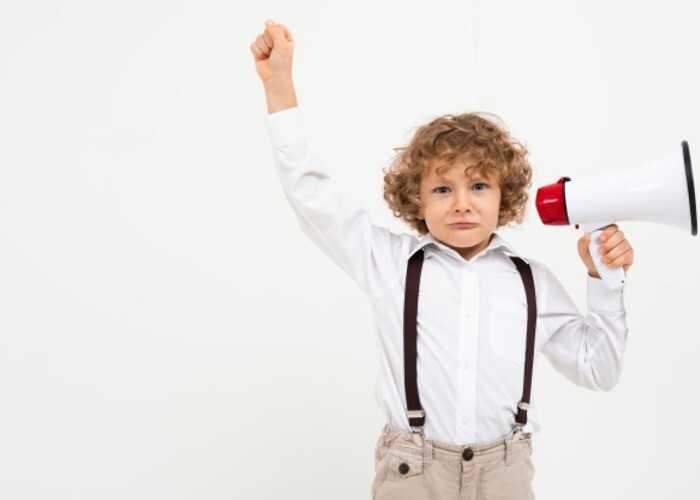 «Голос Дитини.UA»: школярів області запрошують на заняття з ораторського мистецтва