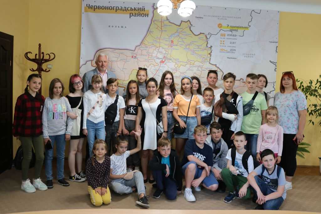 Школярі міста Сокаля поспілкувалися з головою райдержадміністрації