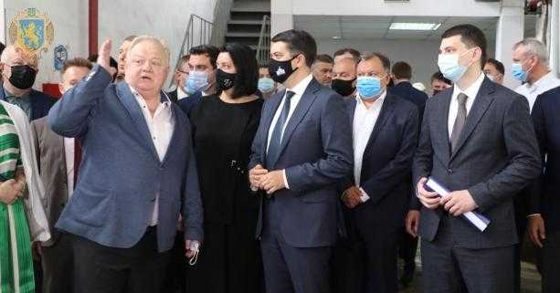 Дмитро Разумков зустрівся з керівництвом концерну «Електрон»