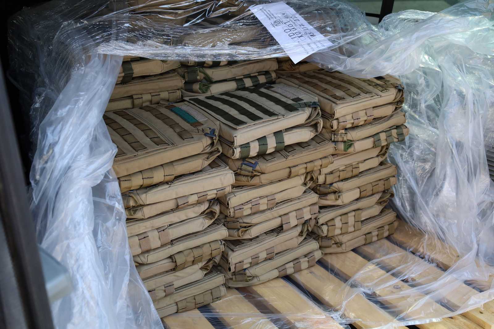 Львівський Оборонний Кластер буде виготовляти бронежилети для евакуації дітей із зони бойових дій