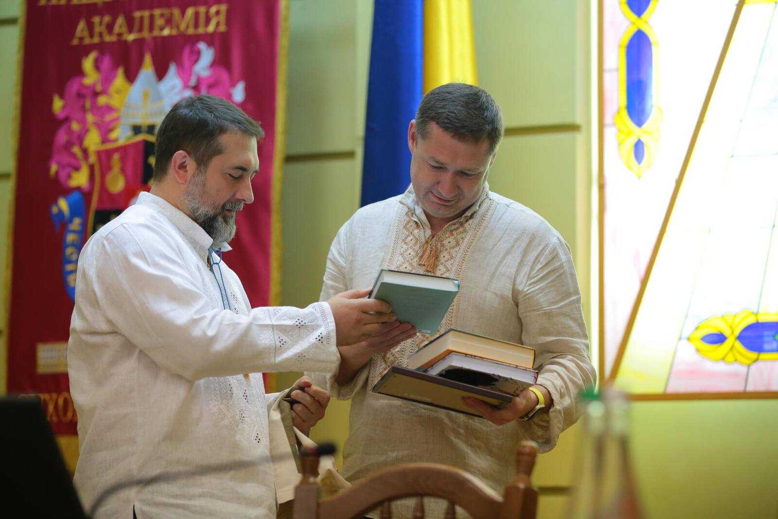 «Ви вдома», – Максим Козицький під час зустрічі з делегацією із Луганщини