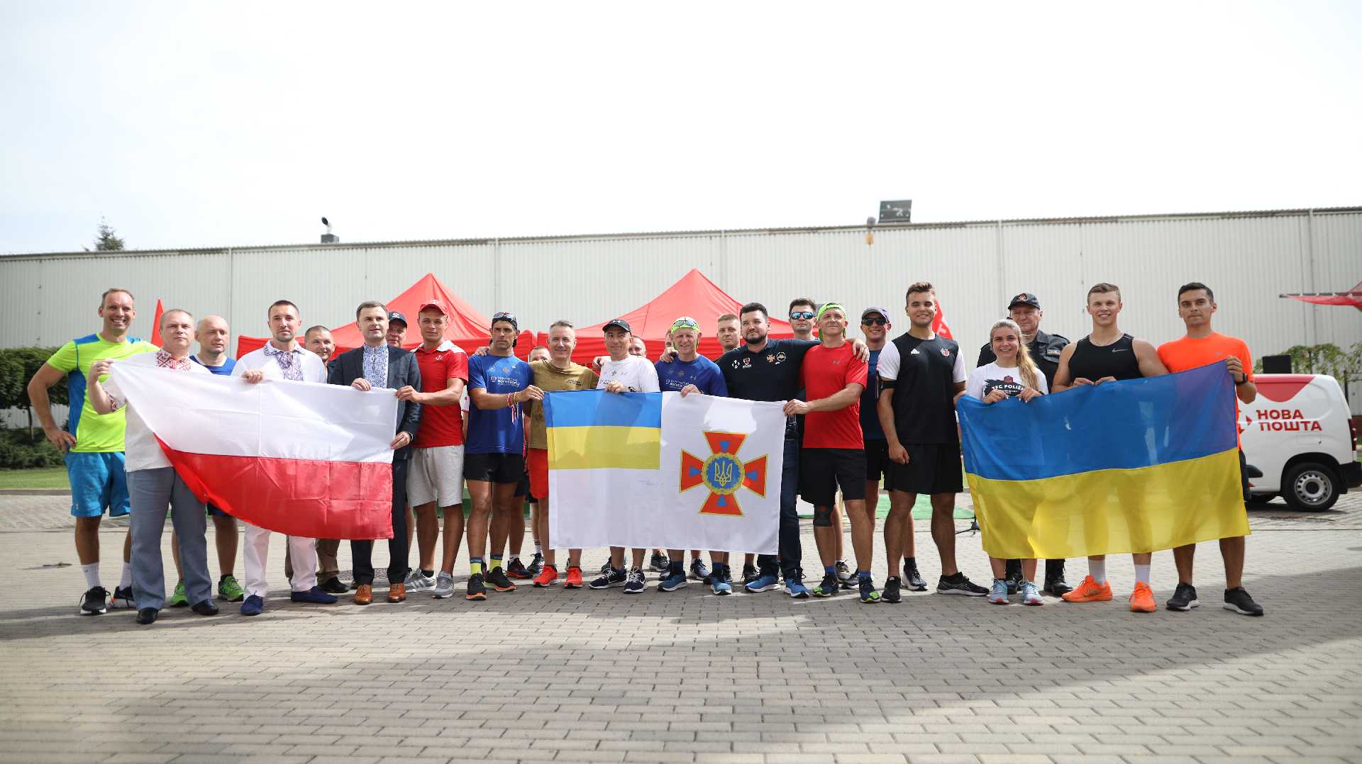 У Варшаві фінішував ультрамарафон вдячності «Україна-Польща разом!»