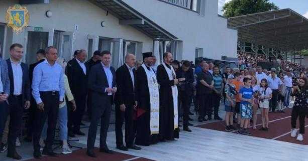 У Самборі відкрили стадіон на 2 тисячі глядацьких місць