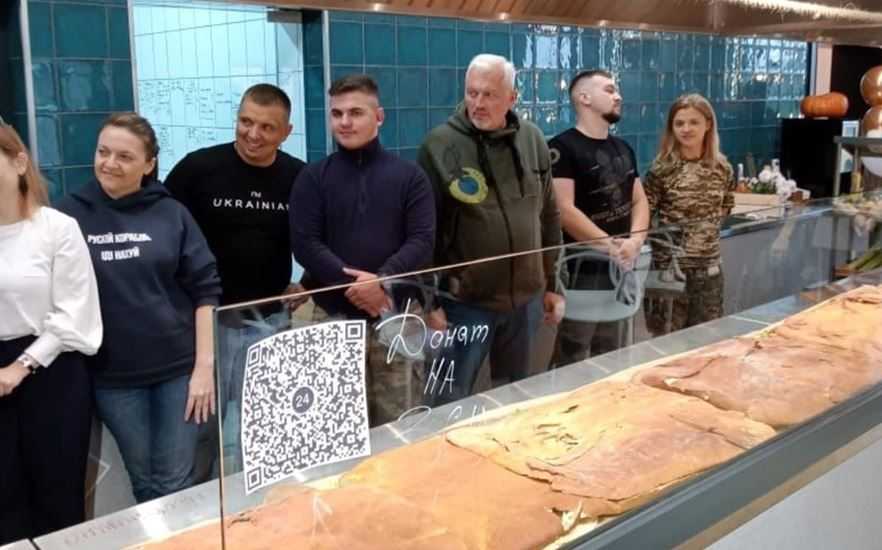 На Червоноградщині встановили рекорд України – приготували п’ятиметрову паляницю