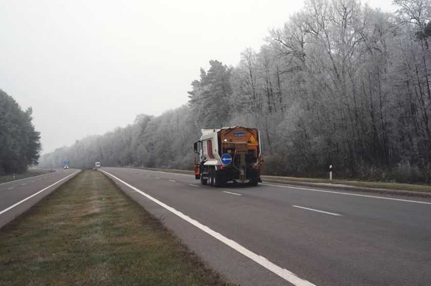 Автомобільні дороги Львівщини готують до зимового періоду