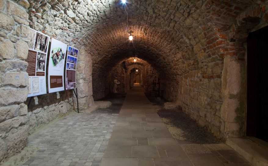 «Кохання крізь віки»: Львівський музей історії релігії запрошує на екскурсію найстарішим підземеллям Львова