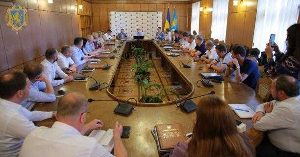 Максим Козицький привітав державних службовців Львівщини із професійним святом