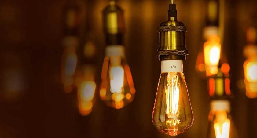 У Львові розпочали обмін старих лампочок розжарювання на енергоощадні
