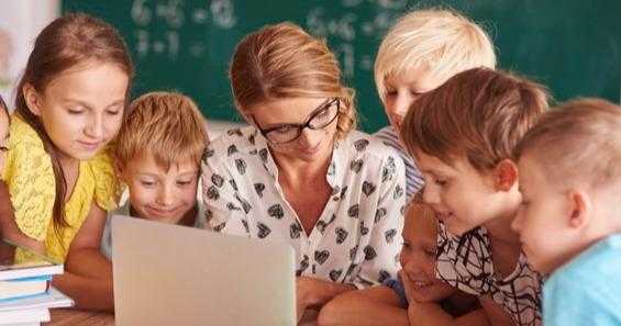 З нагоди Дня Незалежності молодих вчителів відзначать преміями