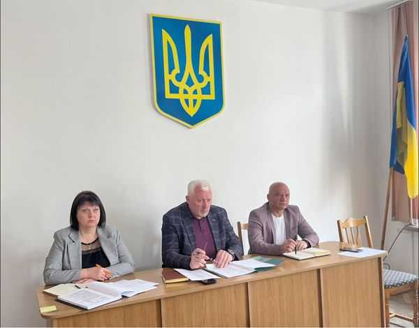 Щотижнева нарада з керівниками структурних підрозділів та відділів апарату Червоноградської РВА