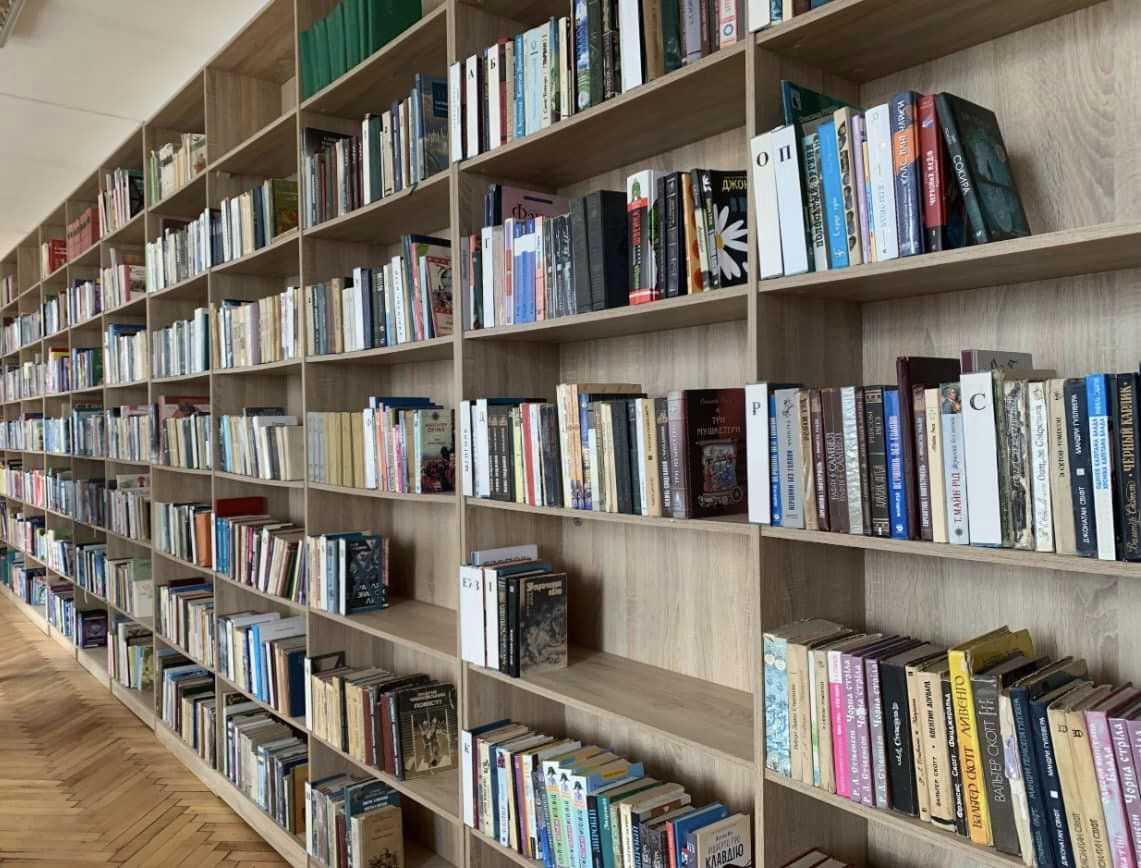 Сьогодні своє професійне свято відзначають українські бібліотекарі, - вітання Андрія Дяченка