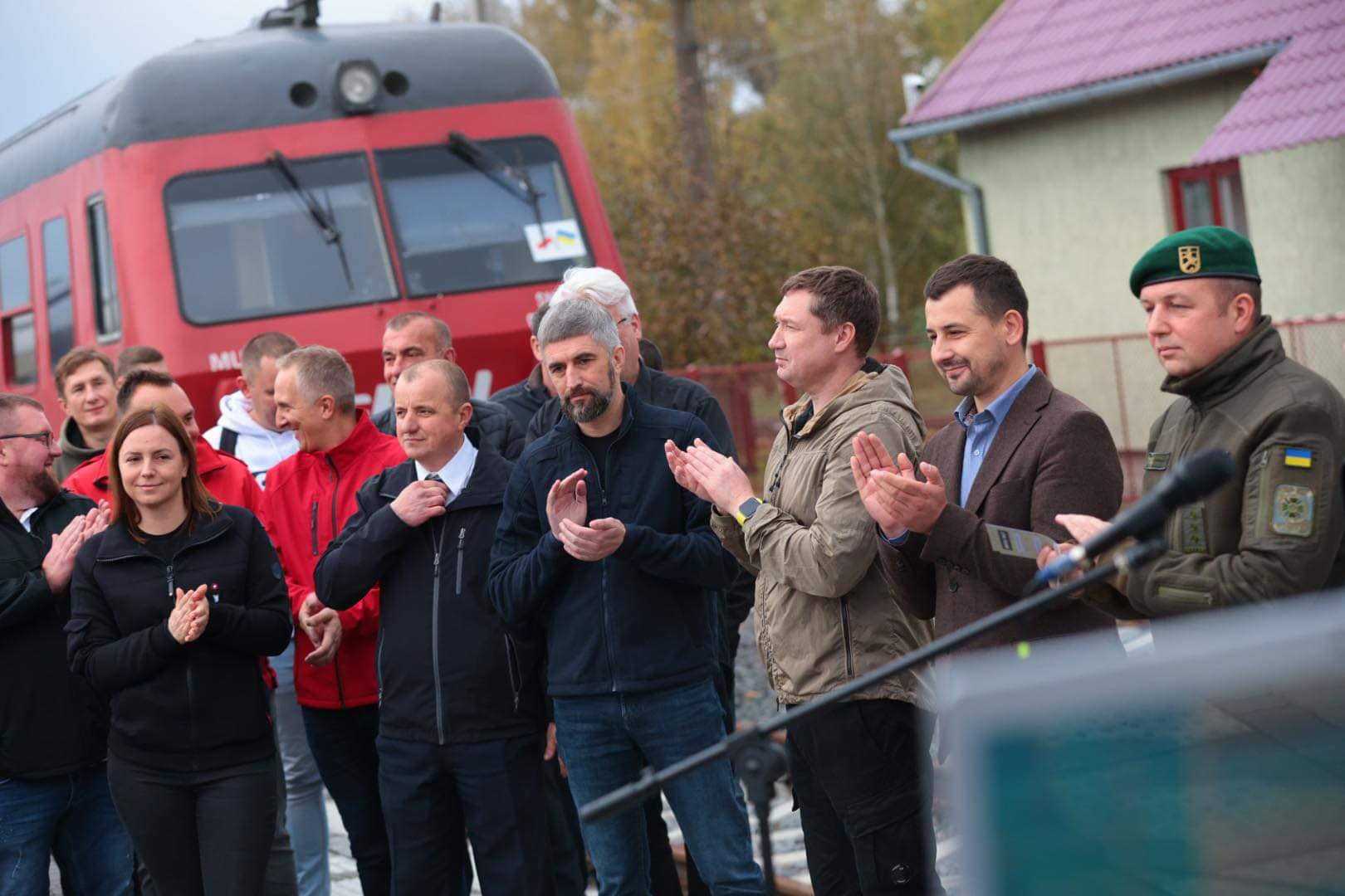 Історична подія: після 18 років перерви зі Львова до Варшави вирушив перший потяг