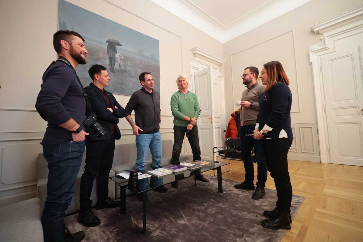 Журналісти зі США упродовж десяти днів мандрували Львівщиною. Все, що відзняли та записали, покажуть американським читачам і глядачам.