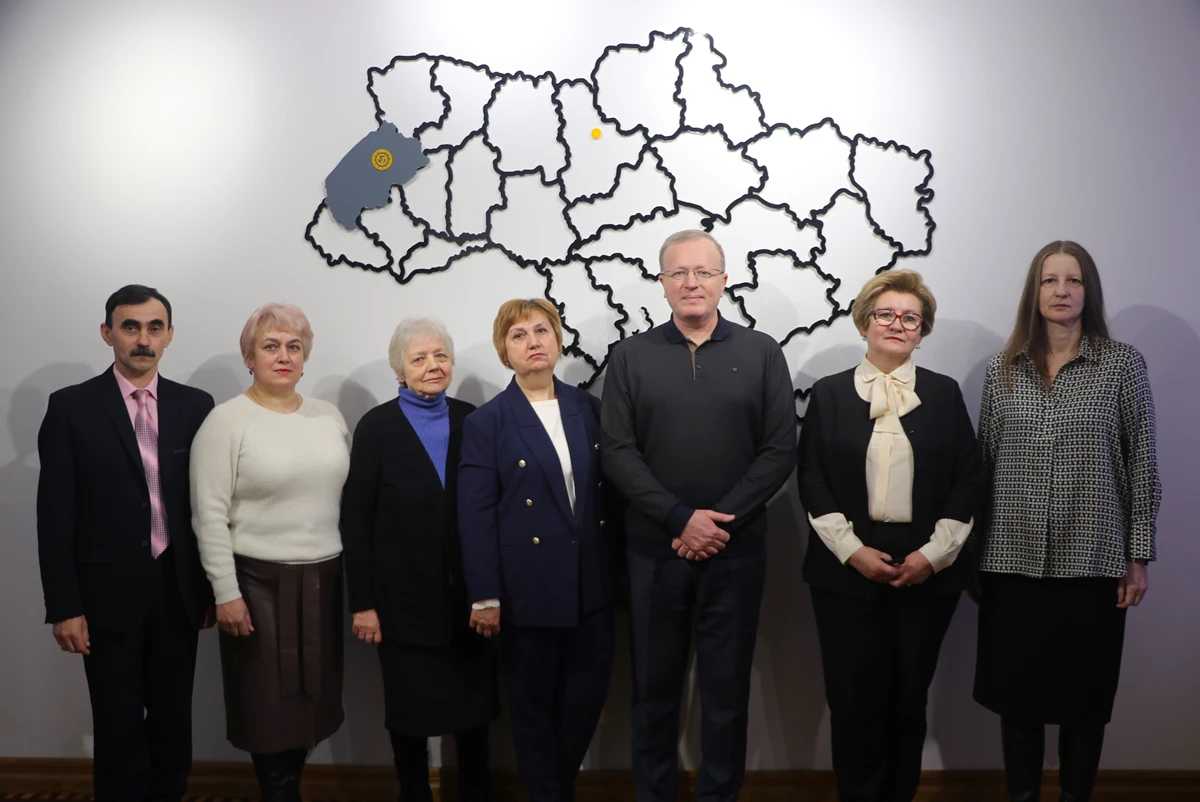 У Львівській ОВА презентували авторський підручник «Фізика. 7 клас»