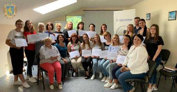 Для сімейних лікарів та фахівців із соціальної роботи Львівщини провели навчання