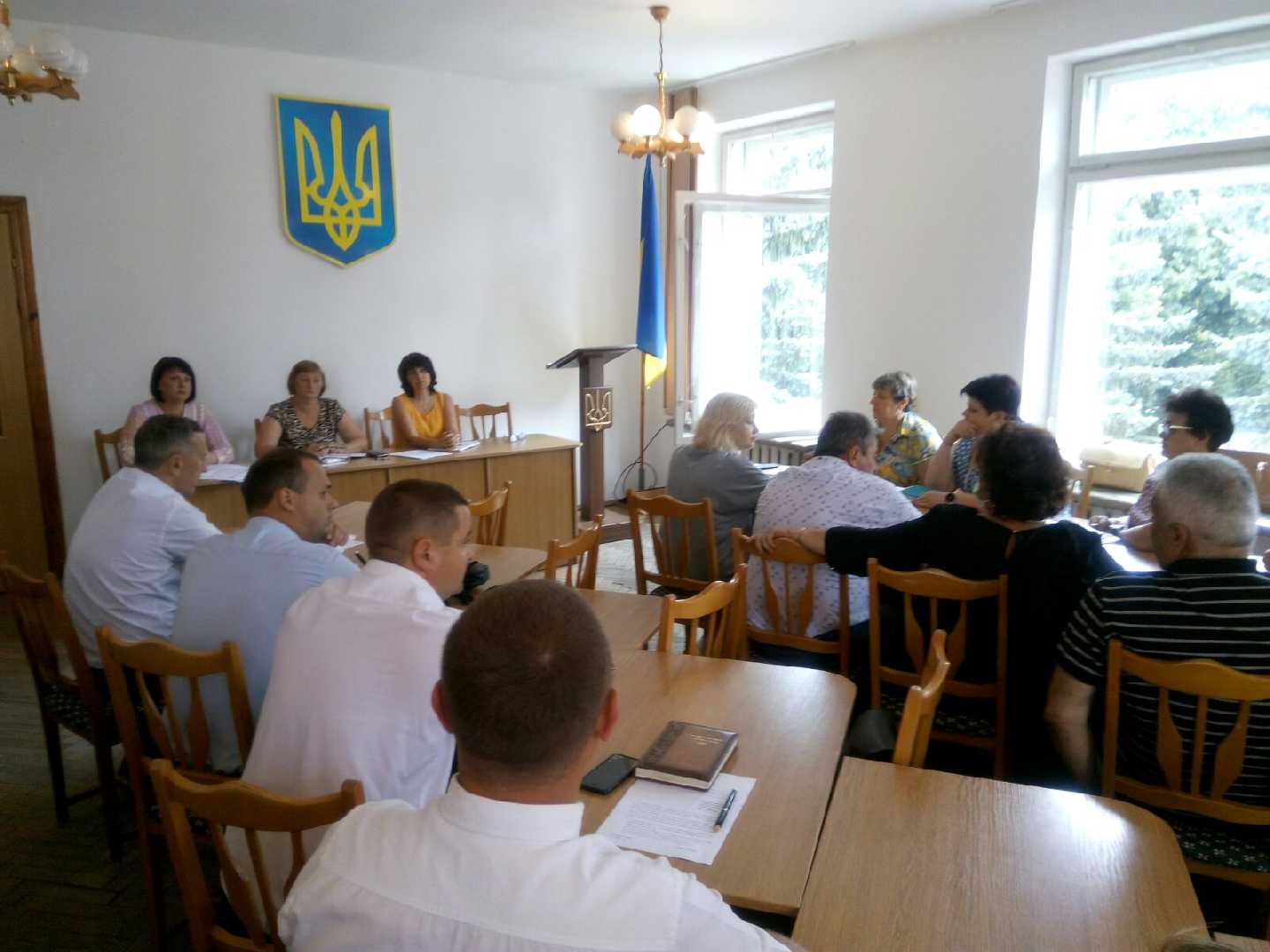 Виплата заробітної плати та легалізація зайнятості населення знаходяться на постійному контролі органів державної влади
