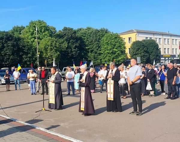 Напередодні, 27 липня, у Червонограді відбулись заходи присвячені Дню пошани родин загиблих та зниклих безвісті Захисників і Захисниць України