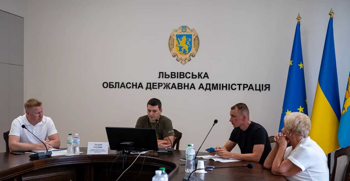 Поточний стан виконання будівельних робіт в межах Програми реалізації пріоритетних інфраструктурних проєктів у Львівській області розглянули під час наради