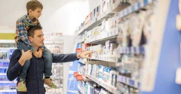 Президент підписав закон про заборону продажу лікарських засобів дітям