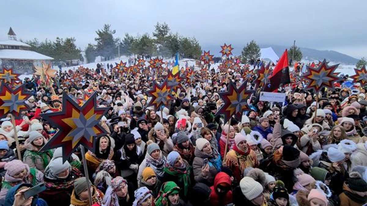 Вертепи Львівщини запрошують взяти участь у масштабній благодійній акції «Різдвяні Пташки»