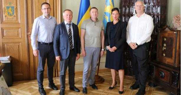 Вакцинація населення та розвиток регіону: Максим Козицький зустрівся з представниками Місії ОБСЄ в Україні