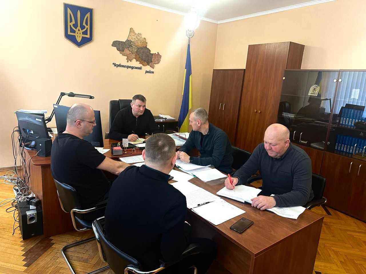 Шептицькою окружною прокуратурою проведено спільні наради з правоохоронцями щодо протидії обігу наркотиків та злочинам проти життя