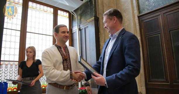 Максим Козицький відзначив працівників прокуратури області