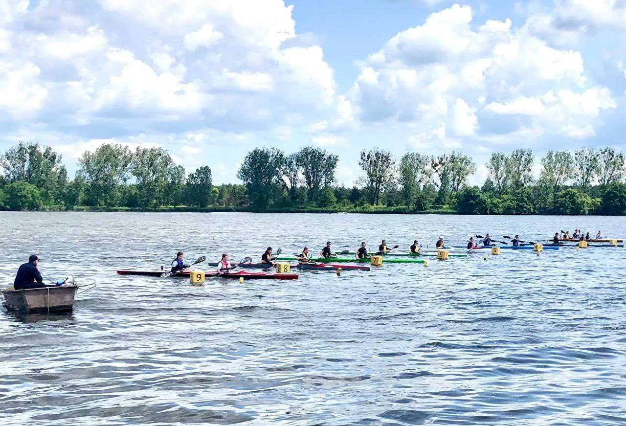 Змагання з веслування — Добротвір об’єднує юних спортсменів з усієї України
