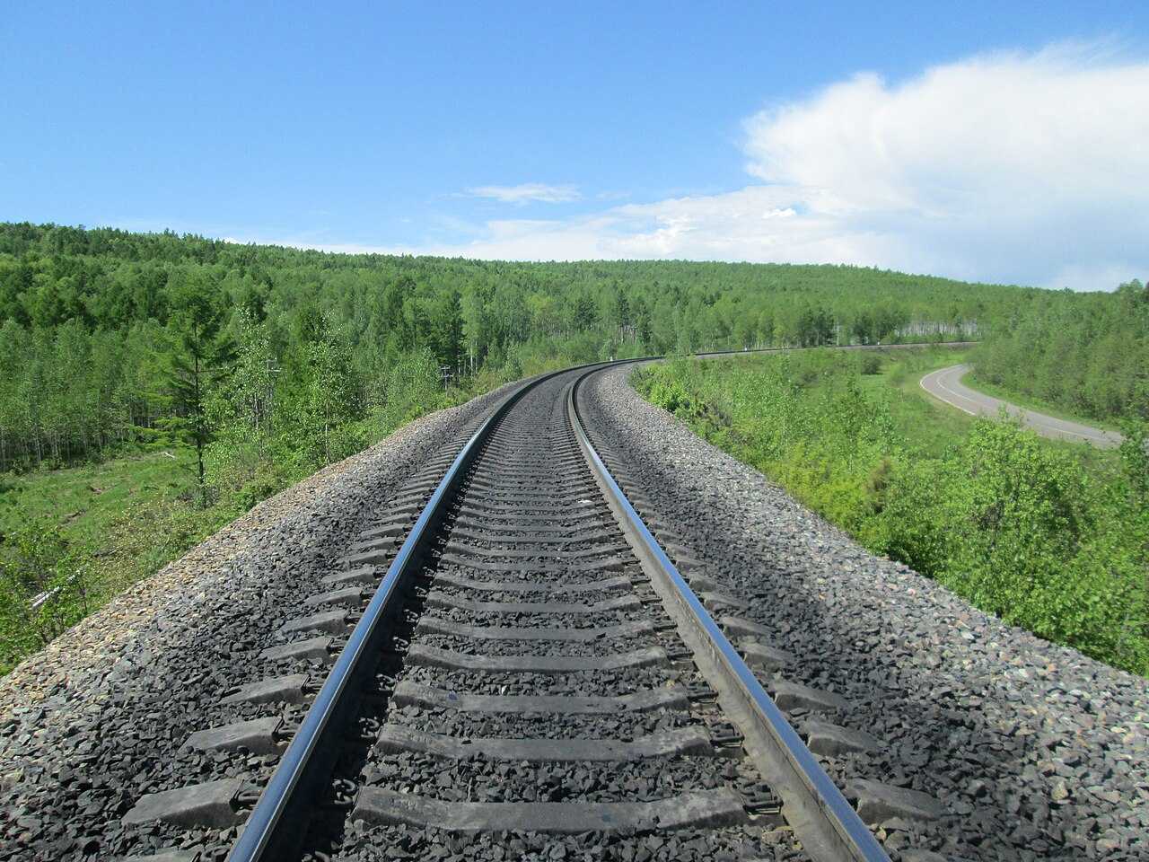 Тимчасові зміни в русі приміських поїздів на Львівщині