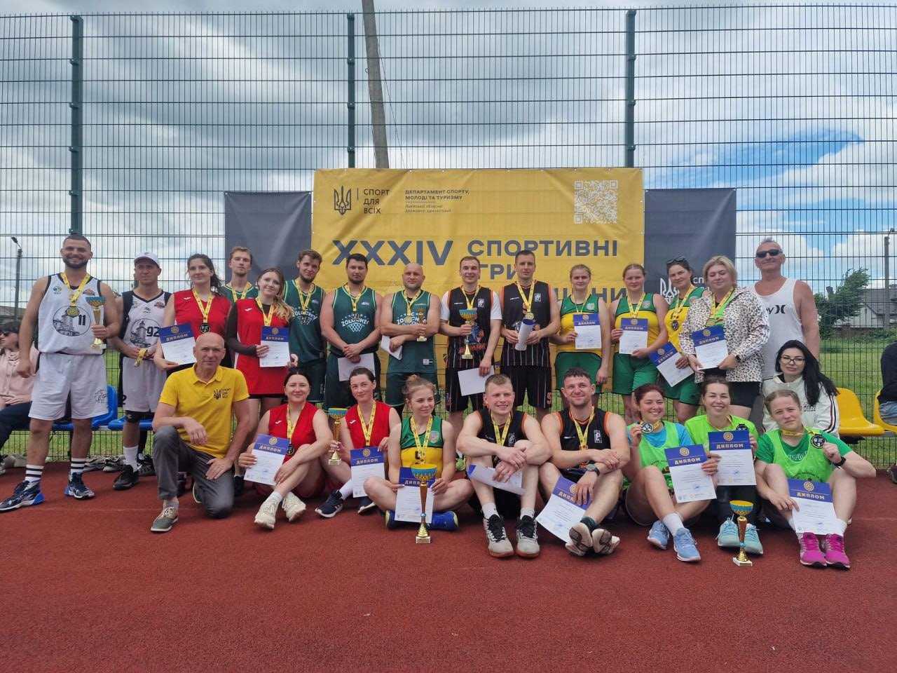 Червоноградська громада — абсолютний переможець змагань з баскетболу 3х3 на «Спортивних Іграх Львівщини»