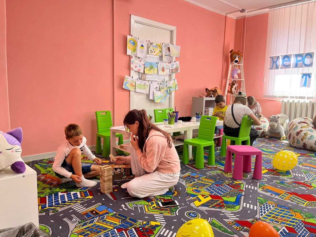 «Вільні разом»: у Львові відкрили центр підтримки ВПО з Херсонщини