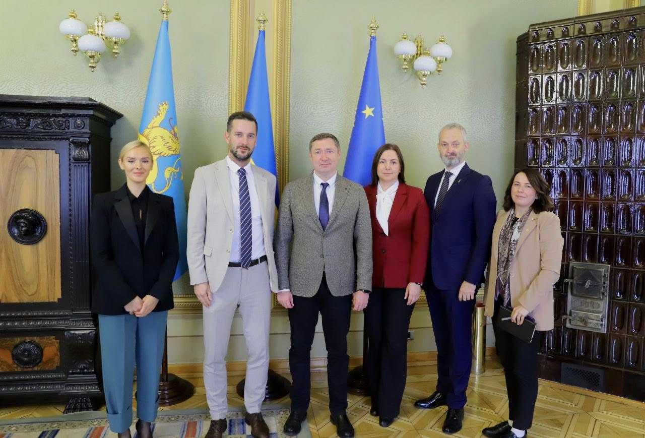 Інвестиційна, освітня та соціальна сфера: Львівщина та Словаччина поглиблюватимуть співпрацю