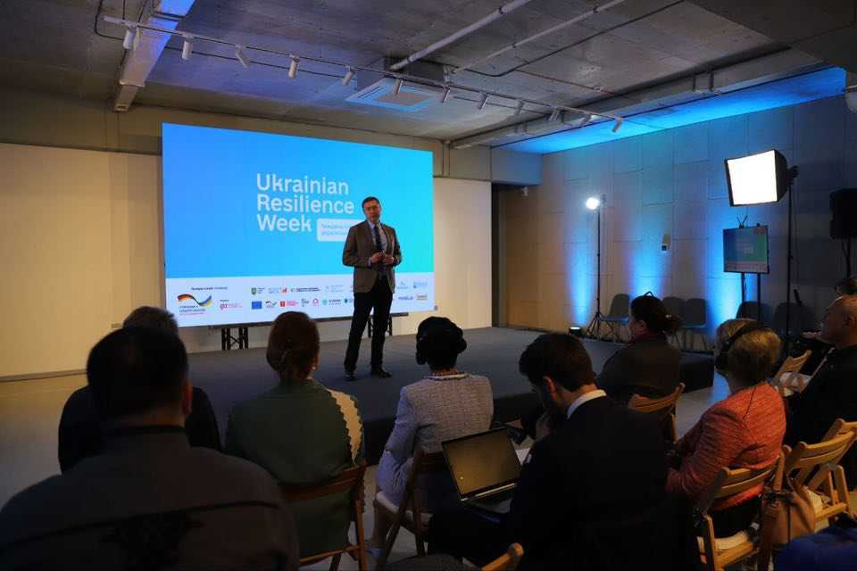 У Львові розпочався форум місцевого самоврядування «Стійкість українських міст»