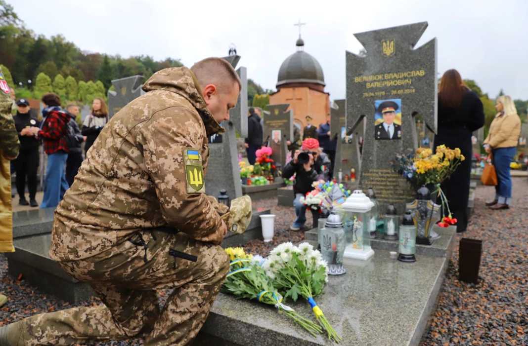 На Личаківському кладовищі вшанували пам’ять полеглих героїв України всіх часів