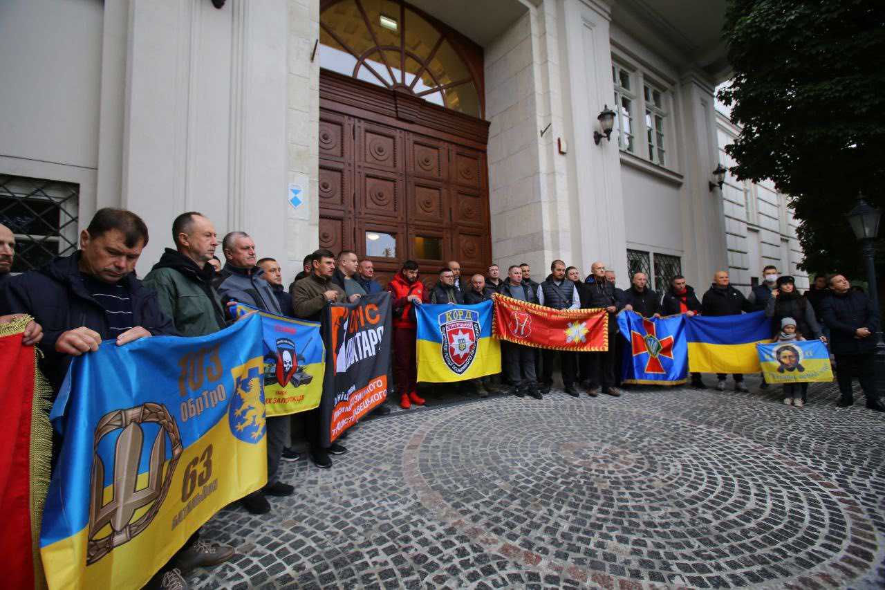 Ще 26 військовослужбовців зі Львівщини вирушили у паломницьку поїздку на Святу гору Афон