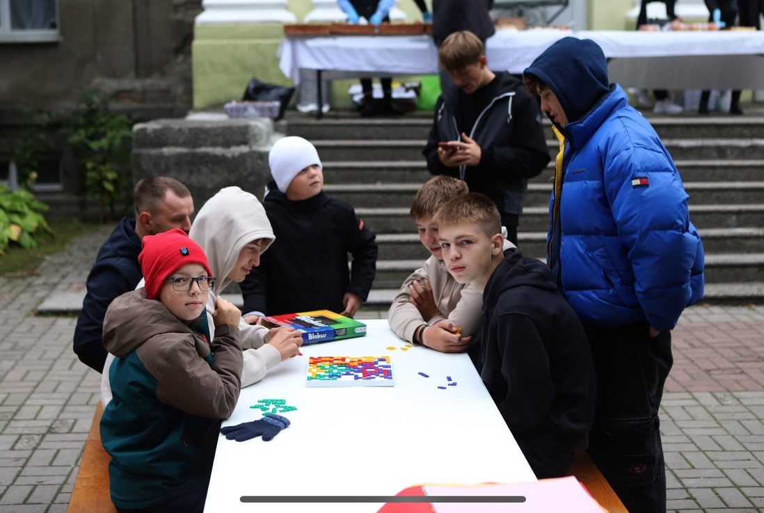 Разом з подякою до Перемоги