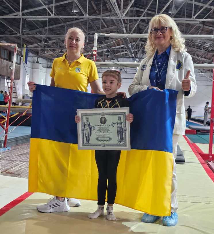 Гімнастка з Львівщини Регіна Абрамова встановила світовий рекорд Гіннеса