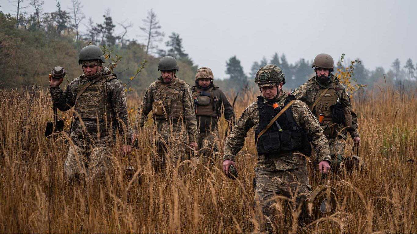 Начальник Шептицької РВА Андрій Дяченко привітав військових інженерів із професійним святом