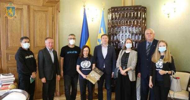 Вакцинація населення та безпека громад: Львівщина виокремила пріоритетні напрямки співпраці з ЮНІСЕФ