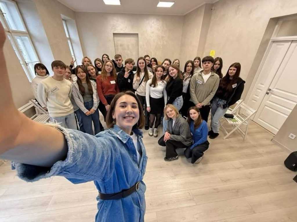 Щоб молодь залишалася у громадах: Львівщина вибудовує системну молодіжну роботу