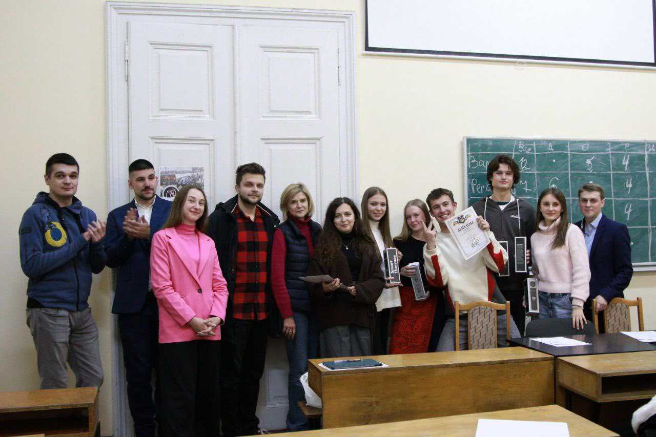 Діти з Шептицького району виборола ІІ місце на обласному турнірі юних істориків імені Богдана Сольчаника