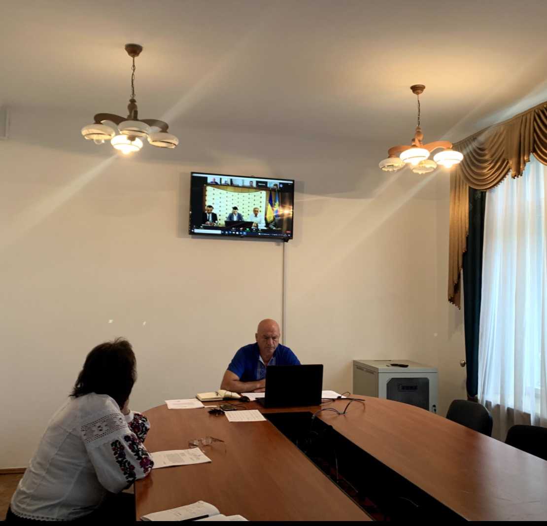 Керівникам відділів освіти наголосили на необхідності пришвидшення темпів вакцинації освітян