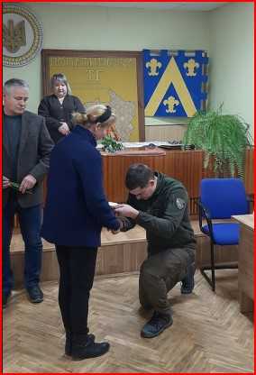 Військовослужбовців Лопатинської громади відзначили високими державними нагородами