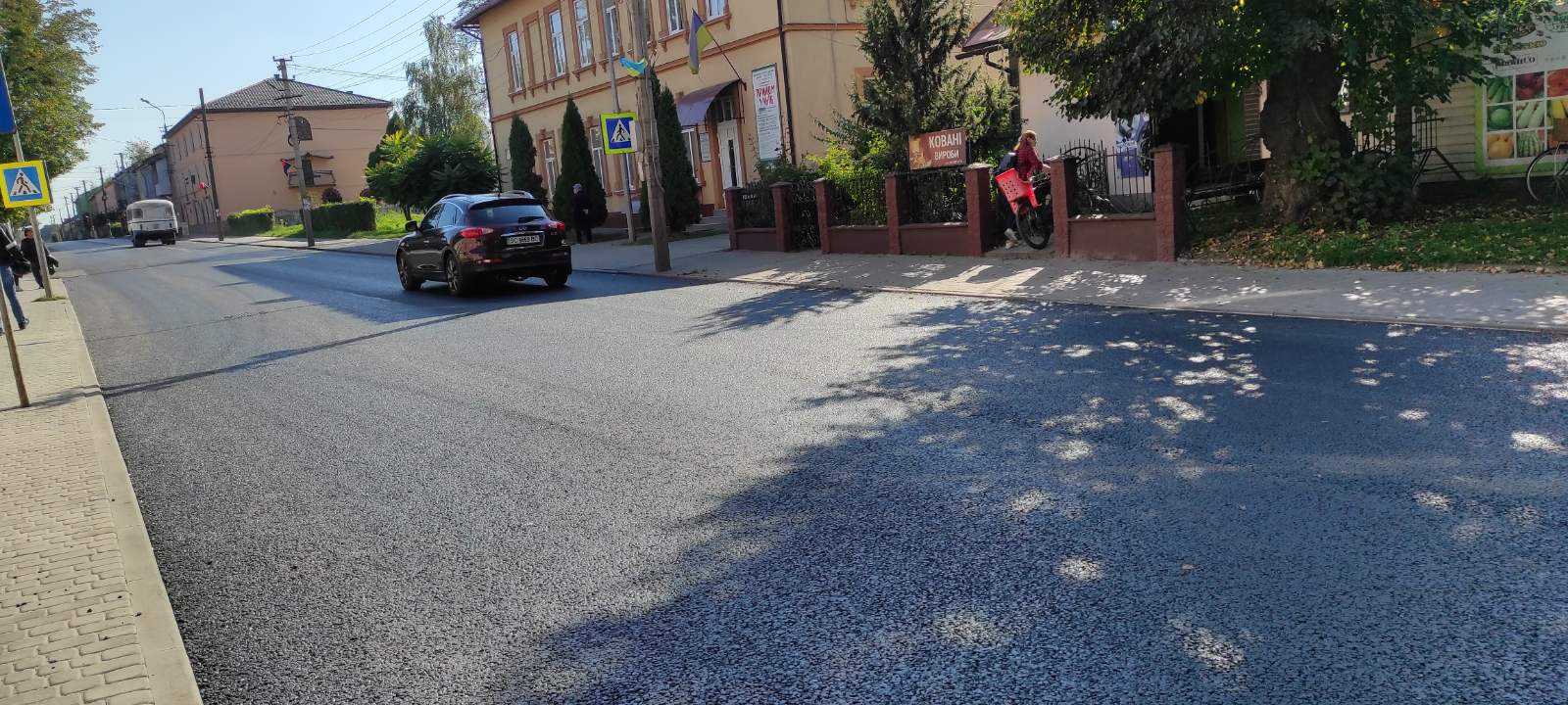 В Червоноградському районі активно ремонтують дороги 