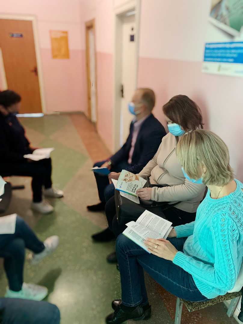 ВАКЦИНАЦІЯ МЕШКАНЦІВ ЧЕРВОНОГРАДСЬКОГО РАЙОНУ ТРИВАЄ